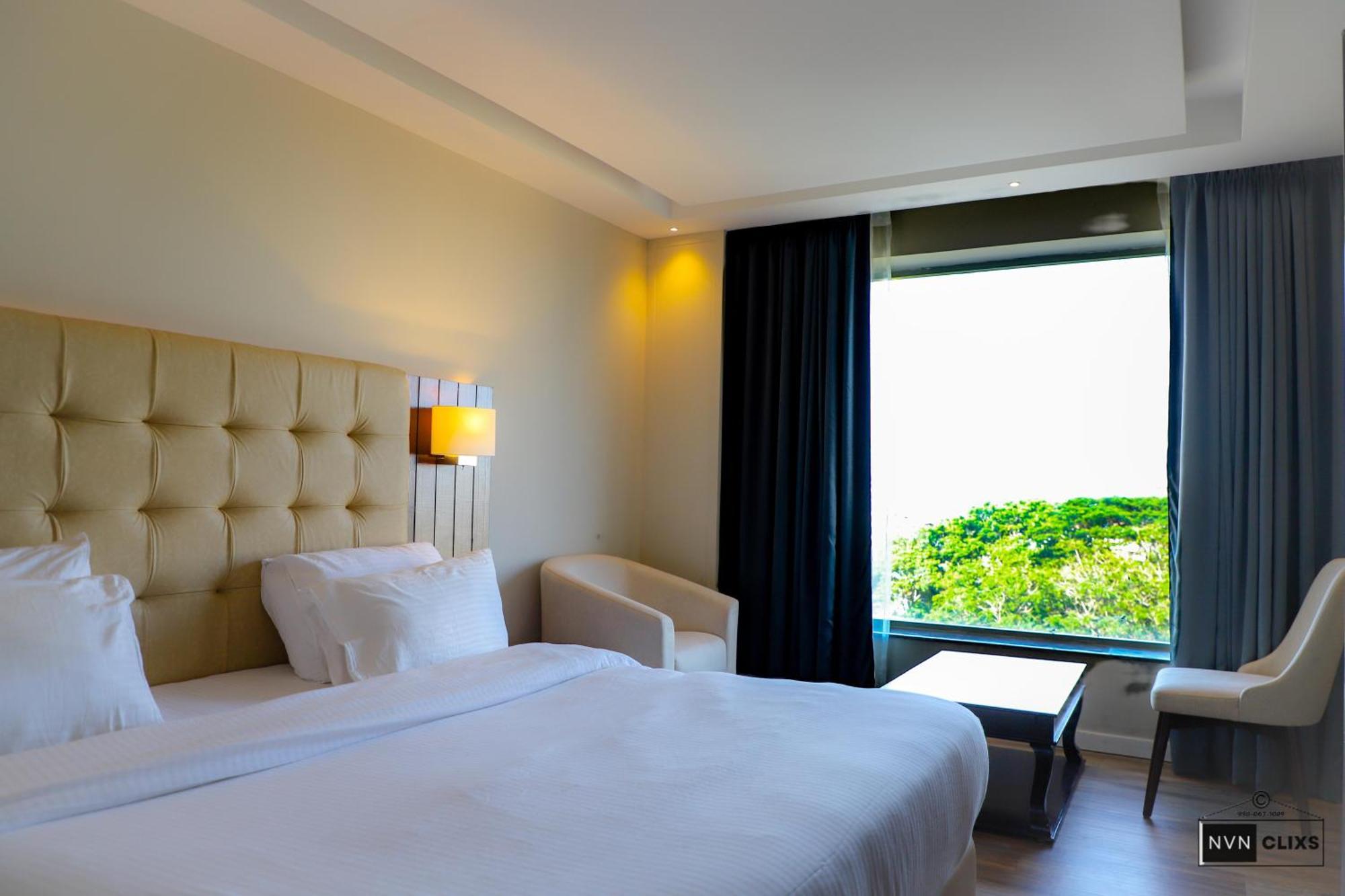 Hotel The Sea View, منغالور المظهر الخارجي الصورة
